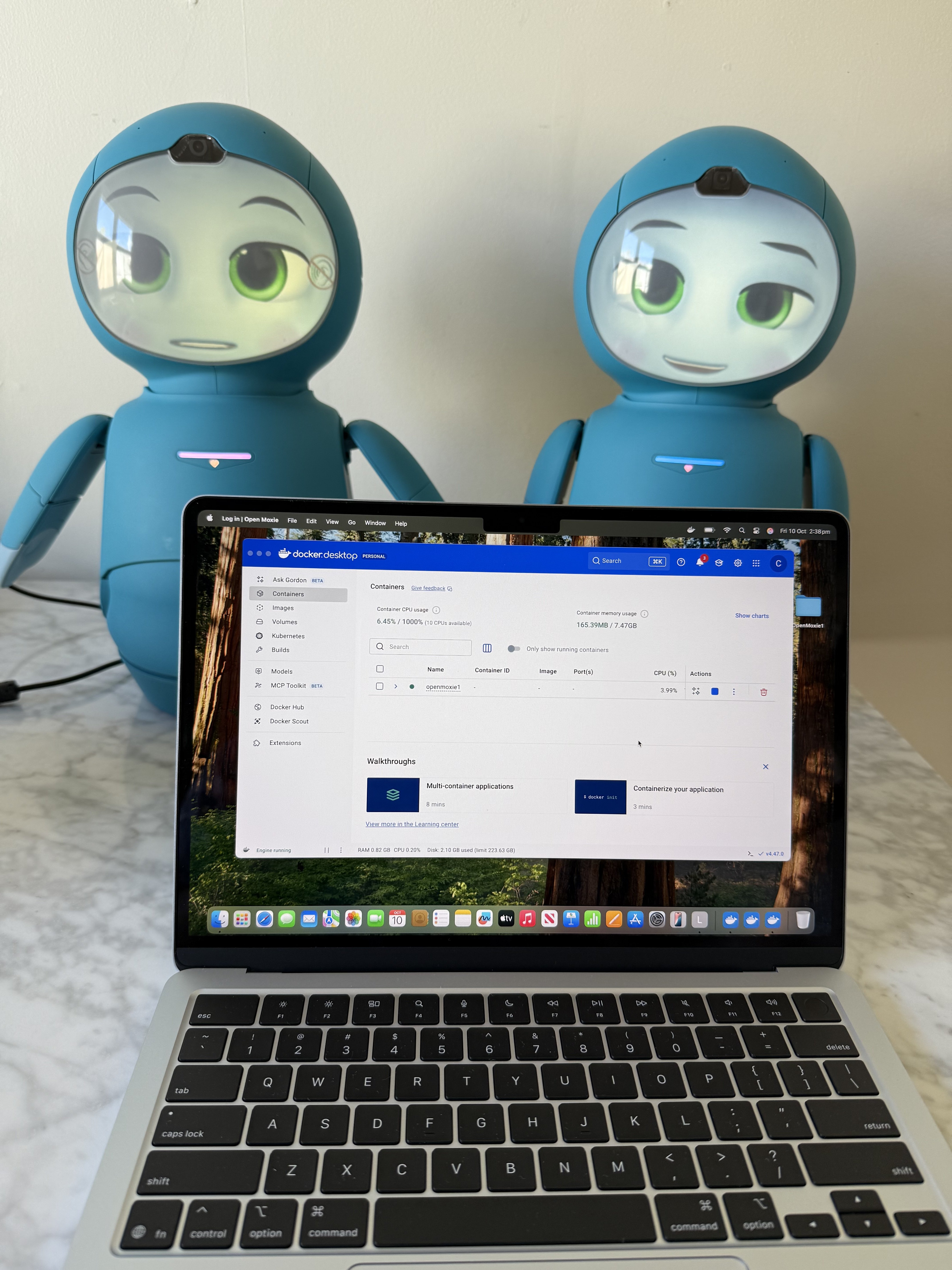 OpenMoxie: Container on.